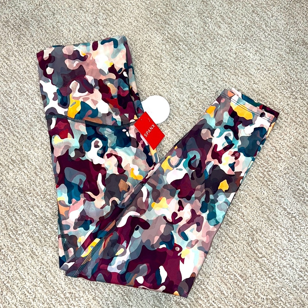 Spanx Booty Boost Leggings